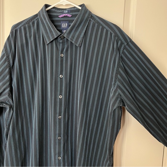 Gap mens long sleeve striped button down shirt | size 2XL - Picture 7 of 9